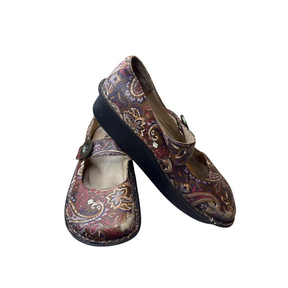 Alegria Womens Mary Jane Shoes Paisley Print With Button Strap Size 38.     Pal